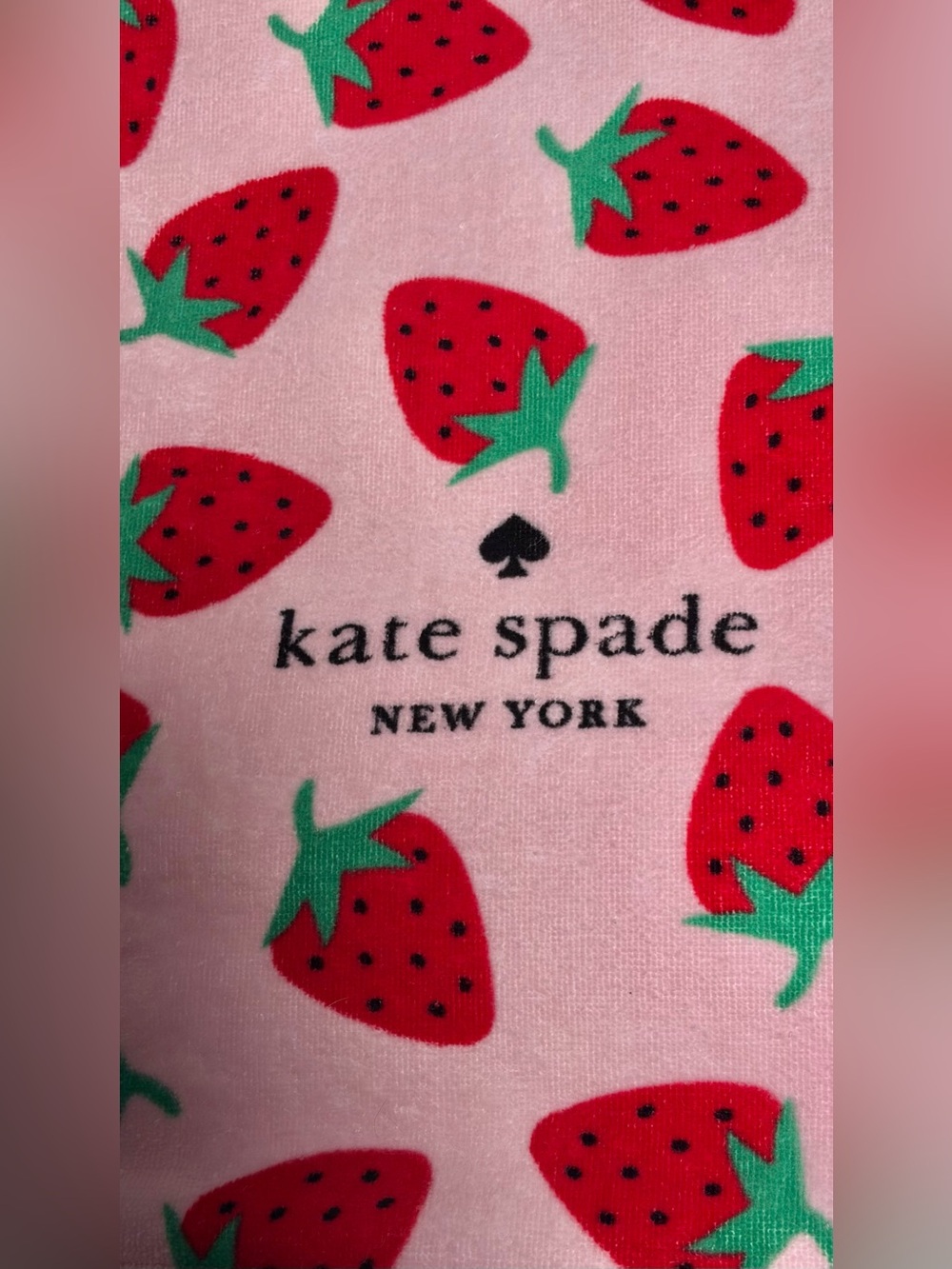 kate spade - Pink Strawberry Summer Print Beach Towel - Picture 6 of 9